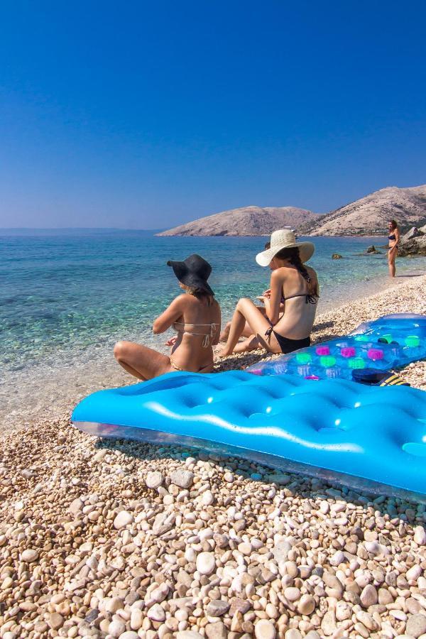 Holiday House Nova Stara Baska Bagian luar foto